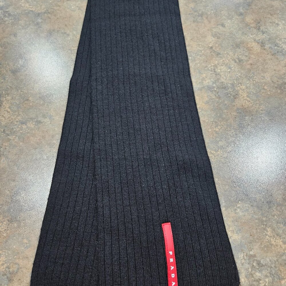 New PRADA ribbed scarf